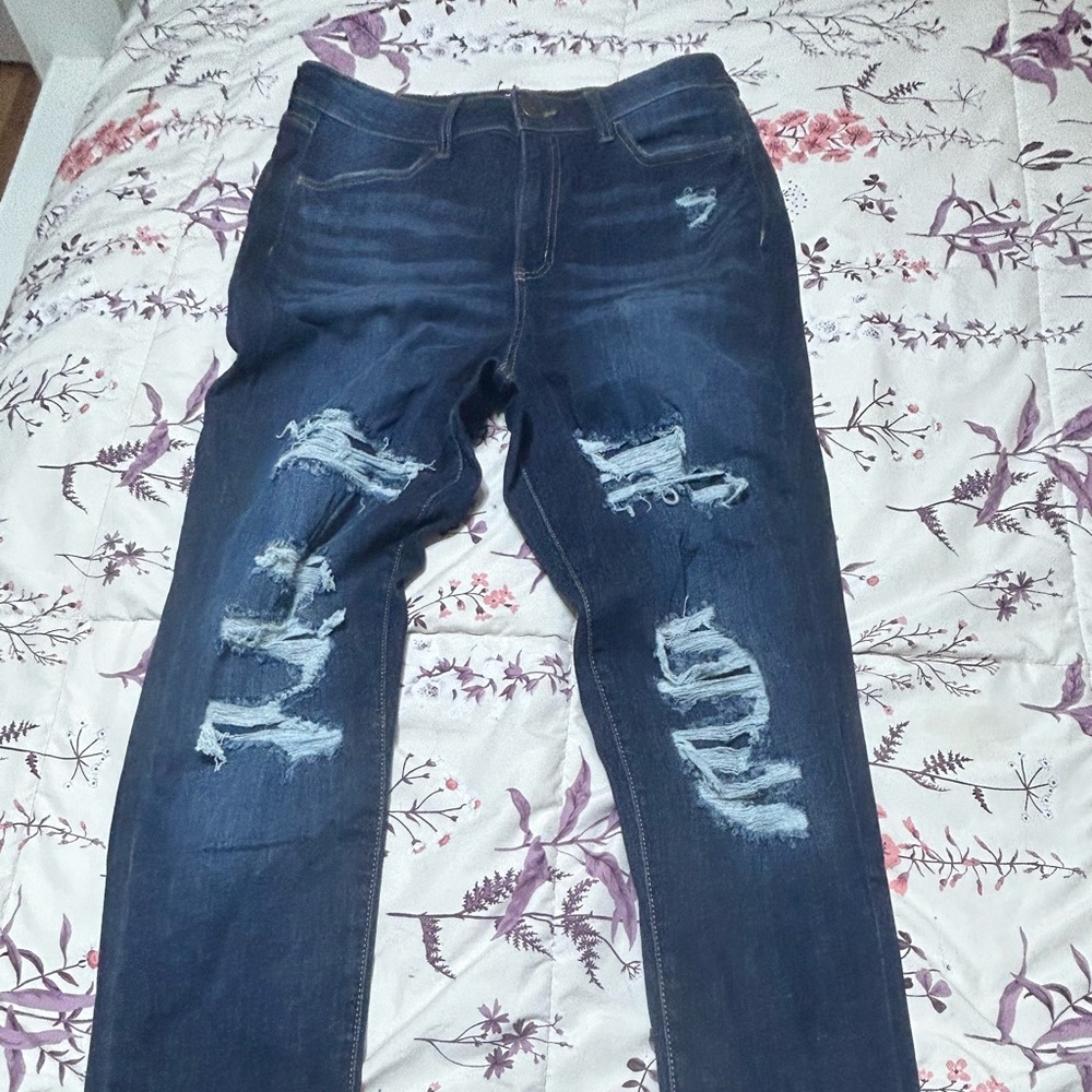 Kohl’s ripped jeans